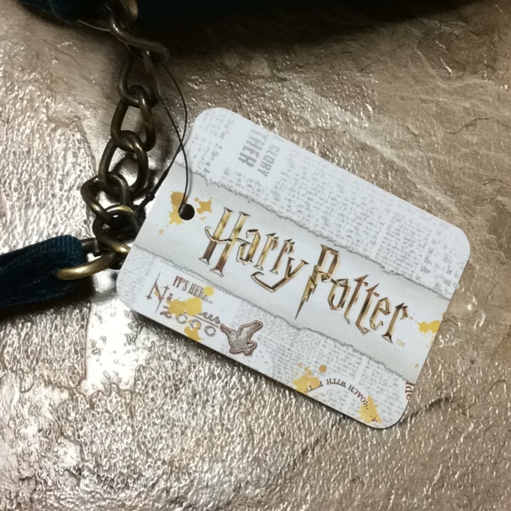 Harry Potter “I Solemnly Swear” green velour purse - Picture 5 of 7